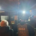 Журналісти повідомляють, що НАБУ та САП прийшли з обшуками до Єрмака