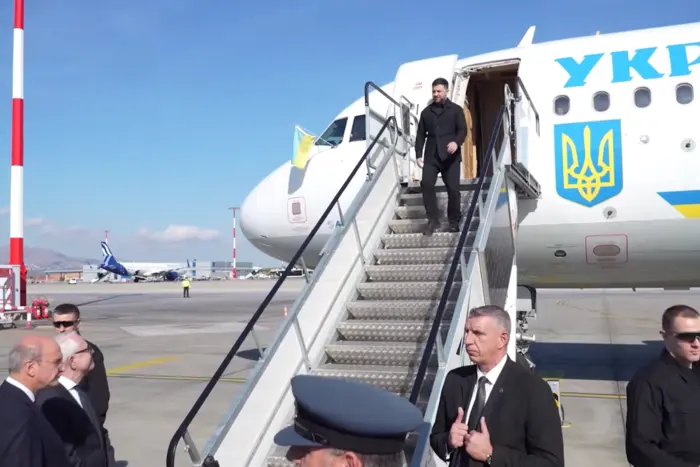 Президент Зеленський розпочав візит до Греції